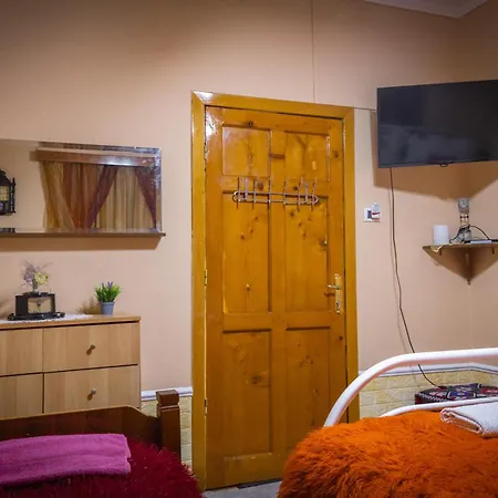 民宿 Bujtina Dervishi *