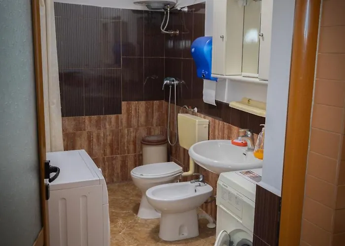 Bujtina Dervishi Homestay